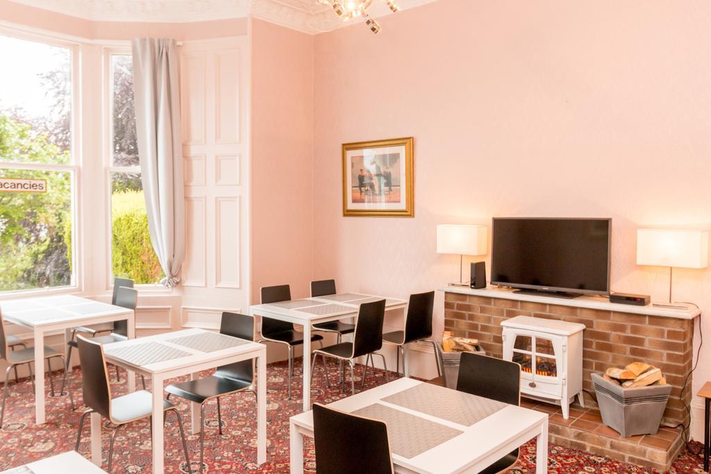 Strathdon Guest House ดันดี ภายนอก รูปภาพ